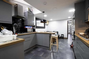 6 bed house, Teignmouth Road, Selly Park, Birmingham, B297BA - Image 2