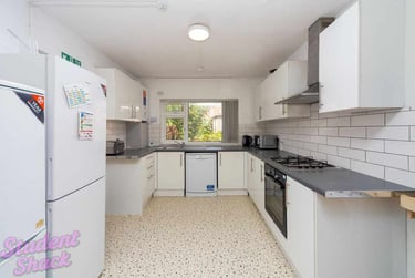 6 bed house, Derby Road, Fallowfield, Manchester, M146UX - Image 4