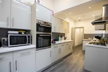 6 bed house, Selly Hill Road, Selly Park, Birmingham, B297DL - Image 3