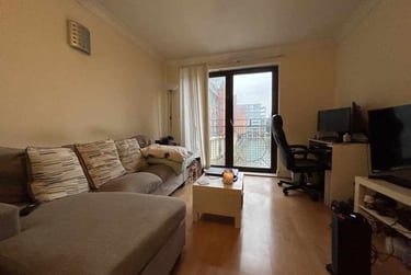 1 bed flat, Cardiff Bay, City Centre, Cardiff, CF104DW - Image 2