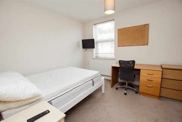 6 bed house, Hubert Road, Selly Park, Birmingham, B296ES - Image 5