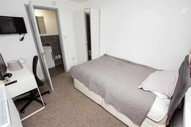 6 bed house, Heeley Road, Selly Park, Birmingham, B296EZ - Image 5