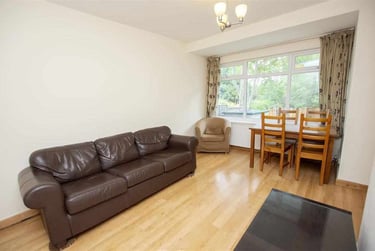 2 bed house, Reservoir Road, Selly Park, Birmingham, B296TF - Image 1