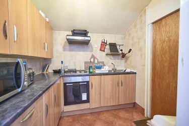 6 bed house, Salford, Seedley, M67EL - Image 2