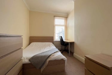 5 bed house, Heath, Gabalfa, Cardiff, CF143LD - Image 11