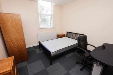 2 bed house, Grange Road, Selly Park, Birmingham, B296AP - Image 4