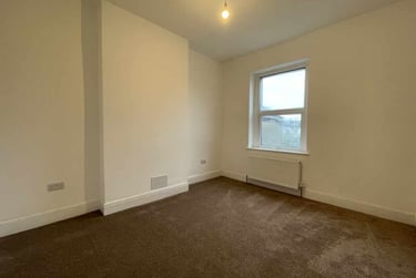 2 bed house, Splott, Cardiff, CF242NG - Image 5