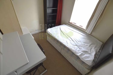 4 bed house, Heather Road, Knighton, Leicester, LE26DD - Image 6