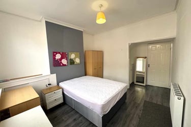 2 bed house, St. Leonards Road, Clarendon Park, Leicester, LE23BZ - Image 4