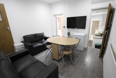 4 bed house, Rookery Road, Selly Park, Birmingham, B297DQ - Image 1