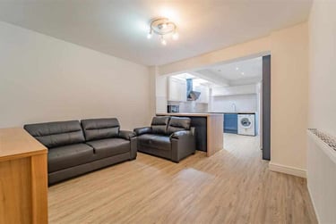 7 bed house, Tiverton Road, Selly Park, Birmingham, B296BU - Image 4