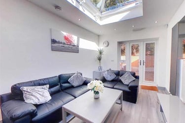 6 bed house, Teignmouth Road, Selly Park, Birmingham, B297AX - Image 1