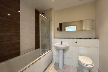 2 bed flat, Cardiff Bay, Splott, Cardiff, CF104JD - Image 10