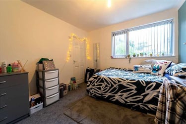 5 bed house, Fladbury Crescent, Selly Oak, Birmingham, B296PH - Image 4