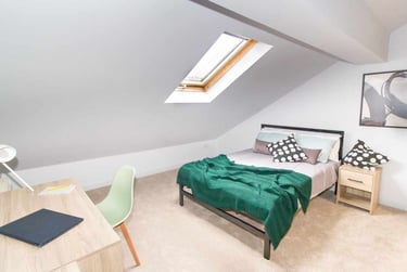 2 bed flat, York Road, Highfields, Leicester, LE15TS - Image 1