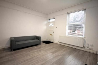 3 bed house, Wyre Street, Ashton on Ribble, Preston, PR22RQ - Image 2