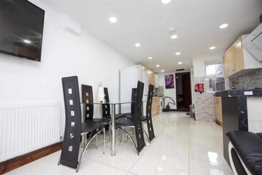 6 bed house, Tiverton Road, Selly Park, Birmingham, B296DA - Image 2