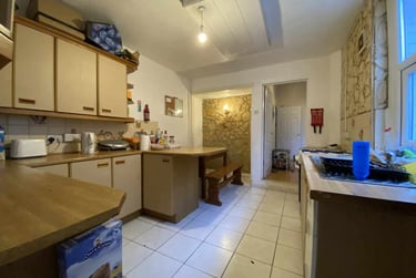 3 bed house, Roath, Plasnewydd, Cardiff, CF244TZ - Image 1