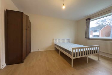 2 bed flat, Cyncoed, Cardiff, CF236EU - Image 3