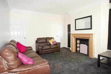 5 bed house, Thompson Road, Sharrowvale, Sheffield, S118RB - Image 2