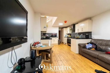 6 bed house, Heeley Road, Selly Park, Birmingham, B296EL - Image 4