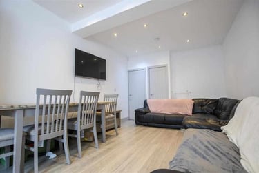 7 bed house, Teignmouth Road, Selly Park, Birmingham, B297BA - Image 1