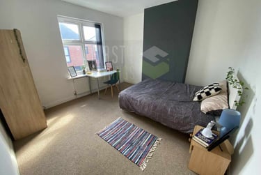 3 bed house, Wordsworth Road, Knighton, Leicester, LE26ED - Image 1