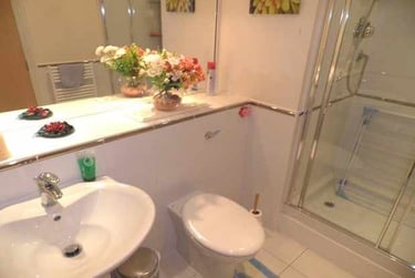 1 bed house, Quainton Road, City Centre, Leicester, LE27AT - Image 5