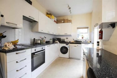 6 bed house, Raddlebarn Road, Selly Park, Birmingham, B296HQ - Image 3