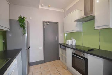 4 bed house, Wavertree, Liverpool, L153HX - Image 4