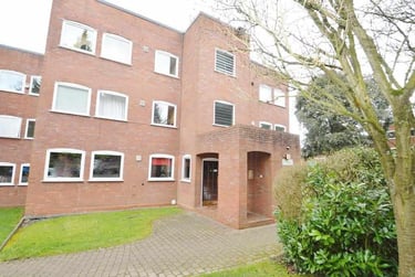 2 bed flat, Priory Road, Edgbaston, Birmingham, B57UN - Image 1