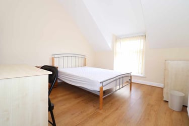 4 bed flat, Roath, Plasnewydd, Cardiff, CF243RP - Image 6