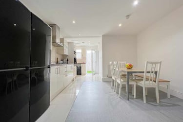 5 bed house, Roath, Plasnewydd, Cardiff, CF243EN - Image 1