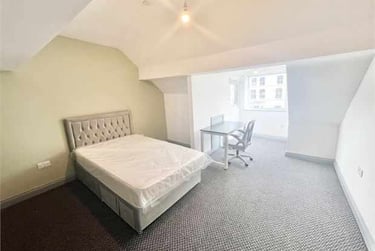 4 bed flat, Walter Road, Mount Pleasant, Swansea, SA15RF - Image 4