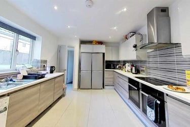 6 bed house, Tiverton Road, Selly Park, Birmingham, B296DB - Image 2