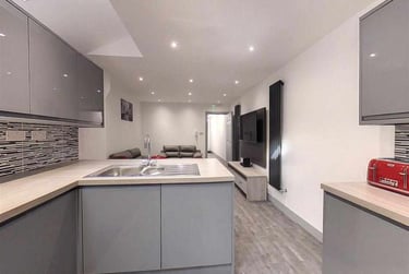 6 bed house, Dawlish Road, Selly Park, Birmingham, B297AR - Image 4