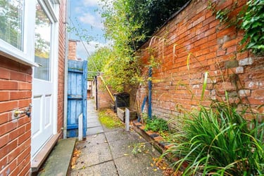 2 bed house, Tudor Terrace, Ravenhurst Road, Harborne, Birmingham, B179SB - Image 12