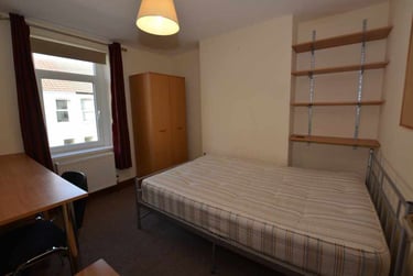 5 bed house, Cathays, Cardiff, CF244EY - Image 4