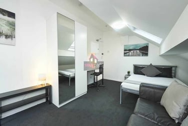 1 bed studio, Salford, Ellesmere Park, M300DX - Image 1