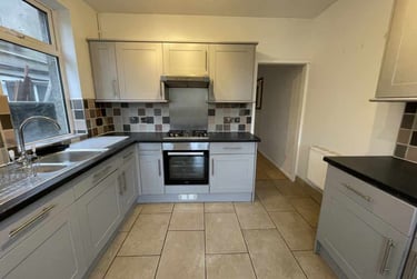 3 bed house, Splott, Cardiff, CF242PH - Image 3