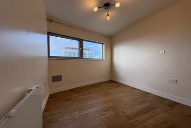 2 bed flat, City Centre, Cardiff, CF102FJ - Image 6