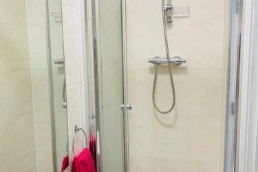 1 bed house, Watkin Road, City Centre, Leicester, LE27HY - Image 6