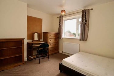 6 bed house, Mottram Close, Earlham, Norwich, NR58HL - Image 11