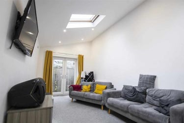 6 bed house, Selly Hill Road, Selly Park, Birmingham, B297DL - Image 1