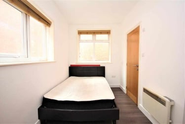 1 bed flat, New Cock Yard, City Centre, Preston, PR13LD - Image 2