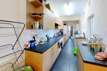 6 bed house, Dawlish Road, Selly Park, Birmingham, B297AH - Image 2