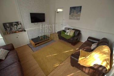 7 bed house, Tichborne Street, Highfields, Leicester, LE20NQ - Image 2