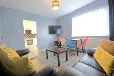 5 bed house, Everton, Low Hill, Liverpool, L38BU - Image 14