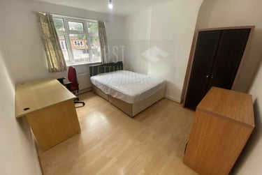 4 bed house, Stanfell Road, Knighton, Leicester, LE23GD - Image 1