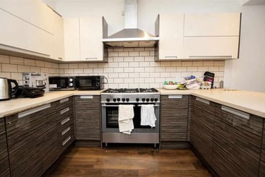 7 bed house, Heeley Road, Selly Park, Birmingham, B296EJ - Image 2